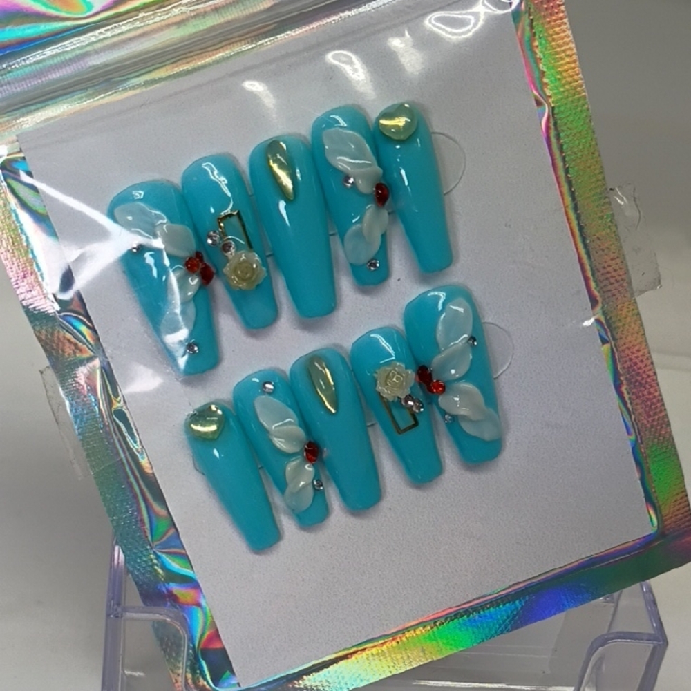 Blue Floral Nail Art Set